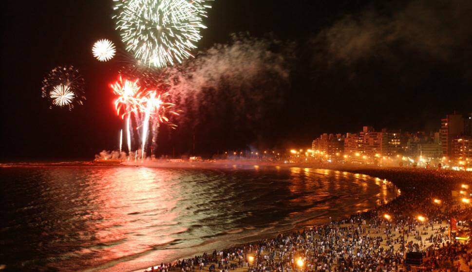 O que fazer no Ano-Novo em Montevidéu em 2018: show de fogos de artifício