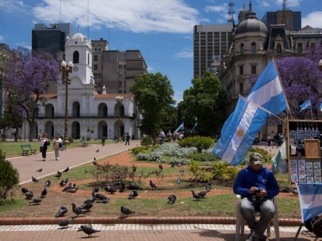 Dicas de segurança em Montevidéu: Plaza de Mayo