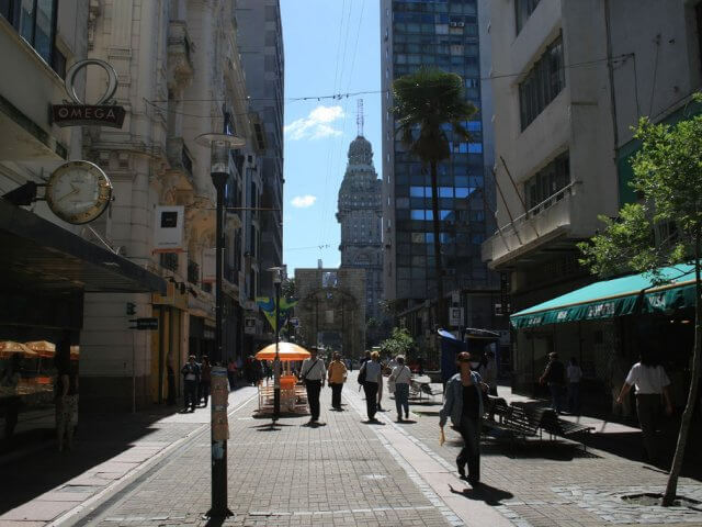 Peatonal Sarandí em Montevidéu