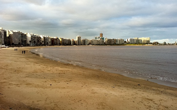 Praia de Punta Carretas em Montevidéu